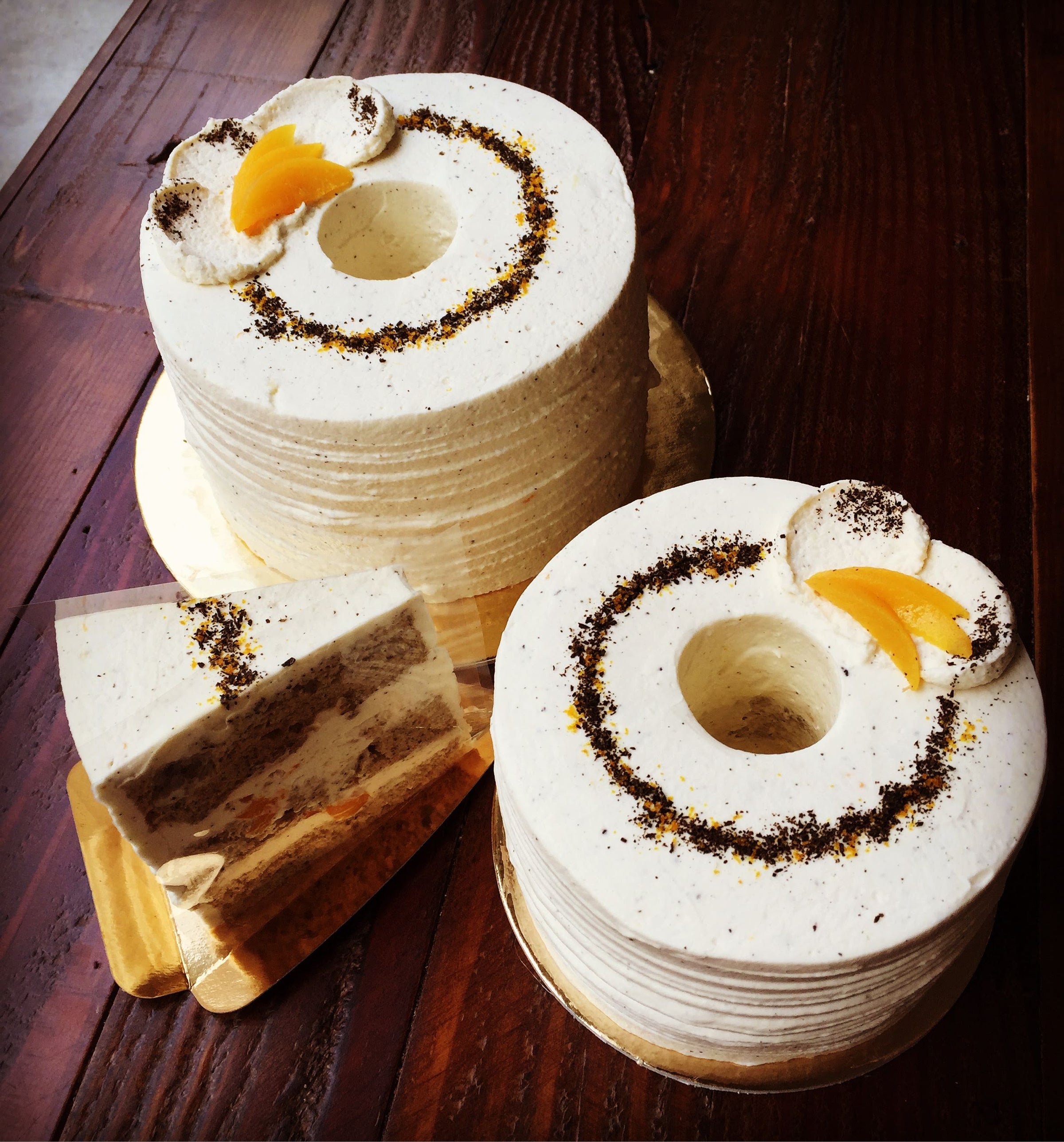 Real Zesty Earl Gray with Peach Cake | Whole Cakes